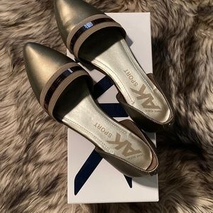 Anne Klein Sport ◦ neutral sand colored flats new in box